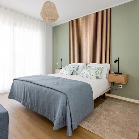 Vale Brisa - By Sch - P Apartamento Vale Furado