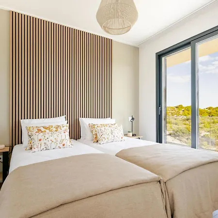 Vale Brisa - By Sch - P アパート